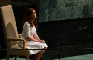 ศาลฎีกาแห่งอาร์เจนตินารักษาประโยคคุกของ Cristina Fernández de Kirchner