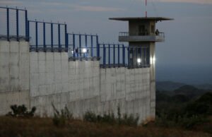 แผนกผู้พิพากษาพยายามหยุดการครองราชย์ชั่วคราว