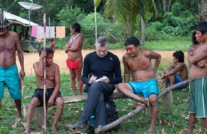 หนังสือที่ยังไม่เสร็จของนักข่าวที่ถูกสังหารเกี่ยวกับ Amazon เสร็จสมบูรณ์และเผยแพร่