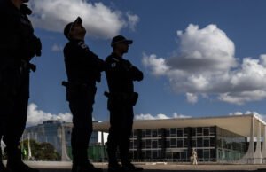 ข้อเรียกร้องของบราซิลทาร์ตทรัมป์โดยประณาม Bolsonaro